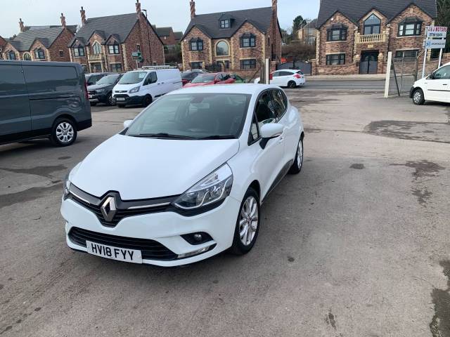 Renault Clio 1.1 CLIO DYNAMIQUE NAV Hatchback Petrol White